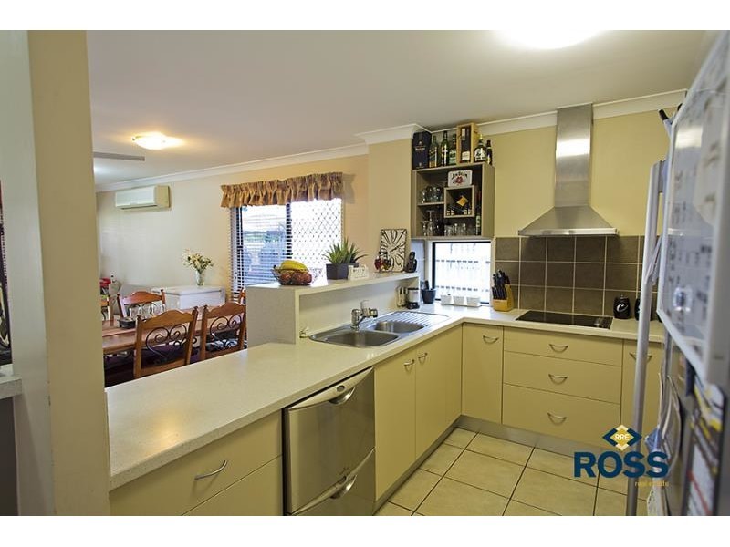 2 Constable Court, Kirwan QLD 4817